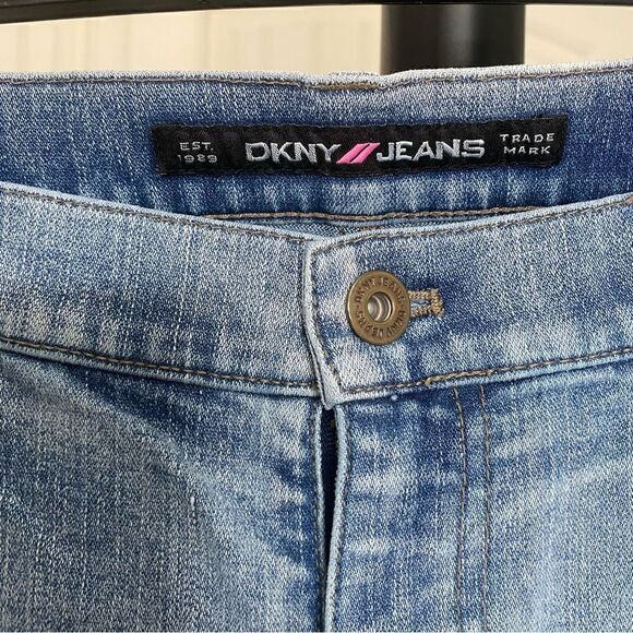 DKNY Jeans / size 7 - Picture 9 of 9